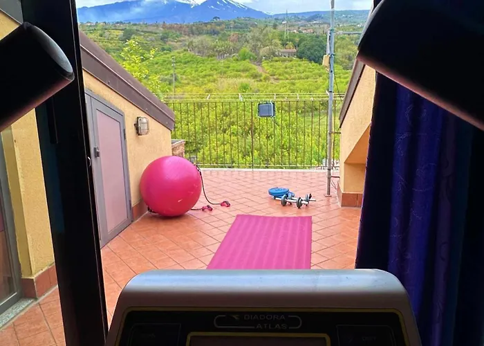 Limoneto Etna View Vakantiehuis